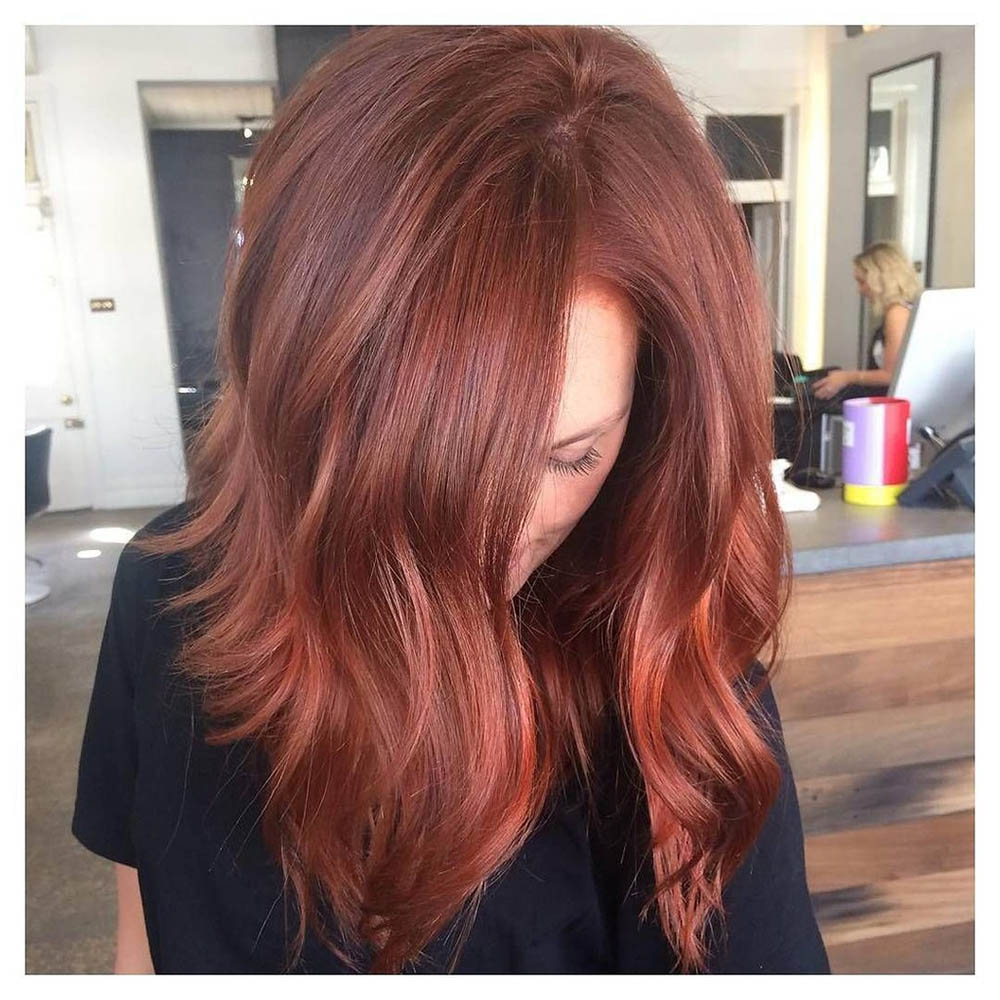 Nhuộm tóc màu đỏ Auburn