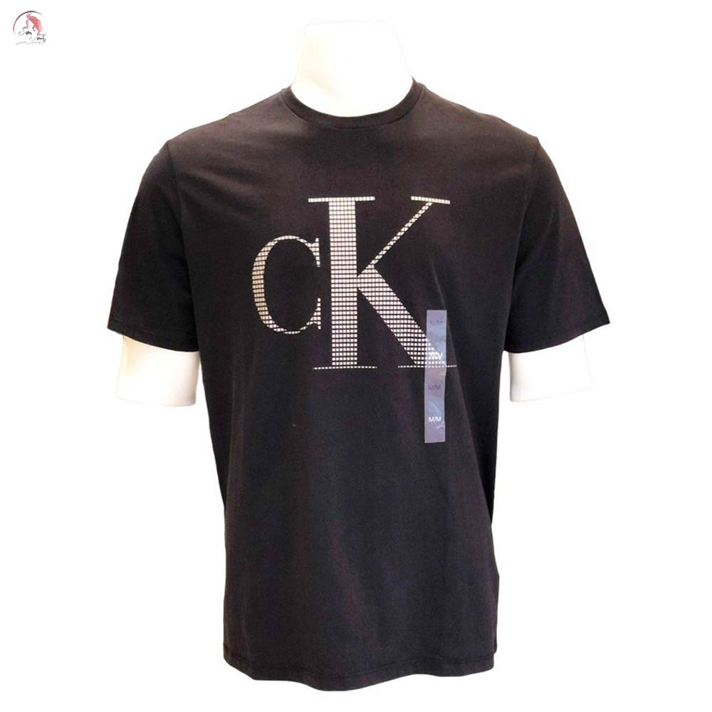 Thương hiệu áo thun nổi tiếng Calvin Klein